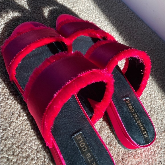 Kenneth Cole Sandals - Picture 5 of 16